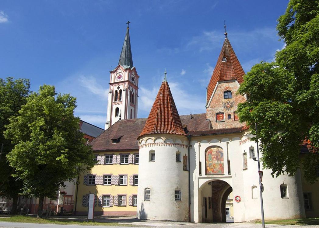 Hotel Zum Loewen Weißenhorn Kültér fotó